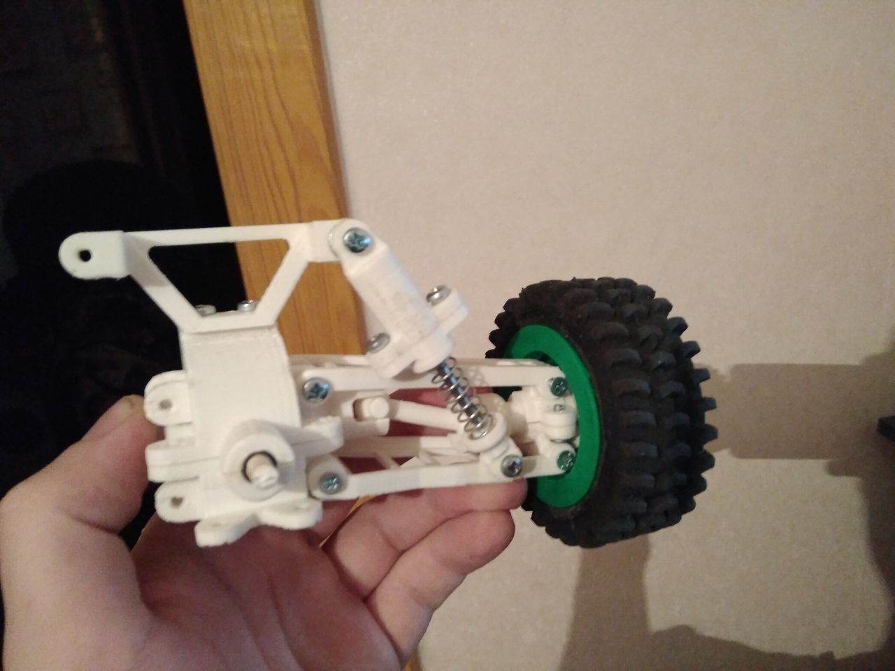Шасси РУ машинки напечатанное на 3D принтере